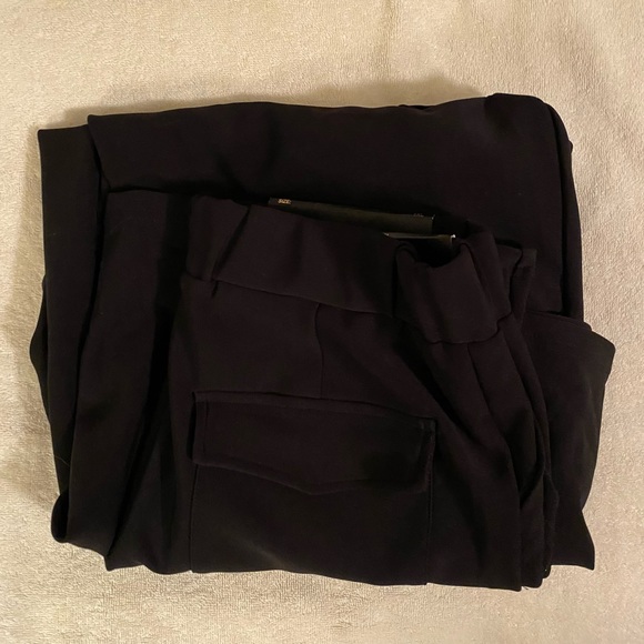 NWT SOLID BLACK SCUBA CARGO PANTS WIDE LEG size 1X - Picture 11 of 15